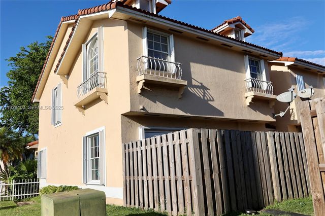 11049 SW 152nd Ct, Miami, FL 33196