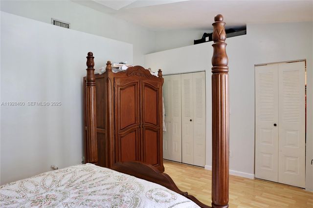 11049 SW 152nd Ct, Miami, FL 33196