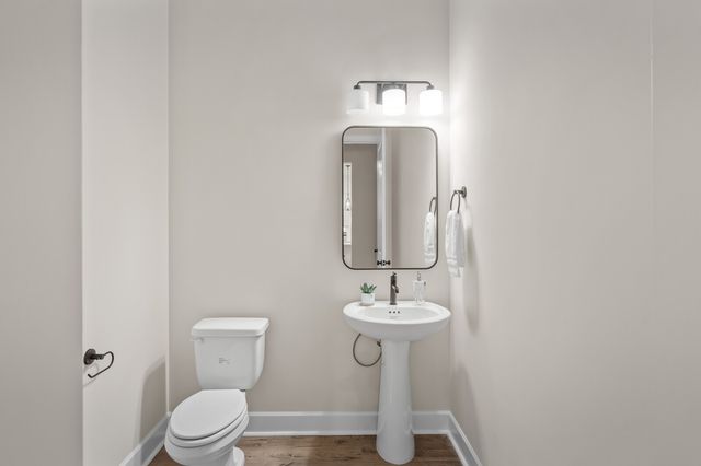 460 Buckwood Avenue, W, Thompsons Station, TN 37179