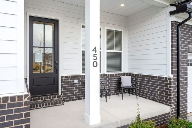 460 Buckwood Avenue, W, Thompsons Station, TN 37179