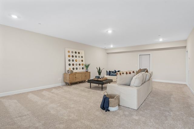 460 Buckwood Avenue, W, Thompsons Station, TN 37179