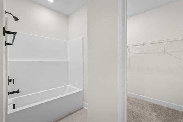 460 Buckwood Avenue, W, Thompsons Station, TN 37179