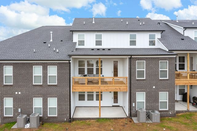 460 Buckwood Avenue, W, Thompsons Station, TN 37179