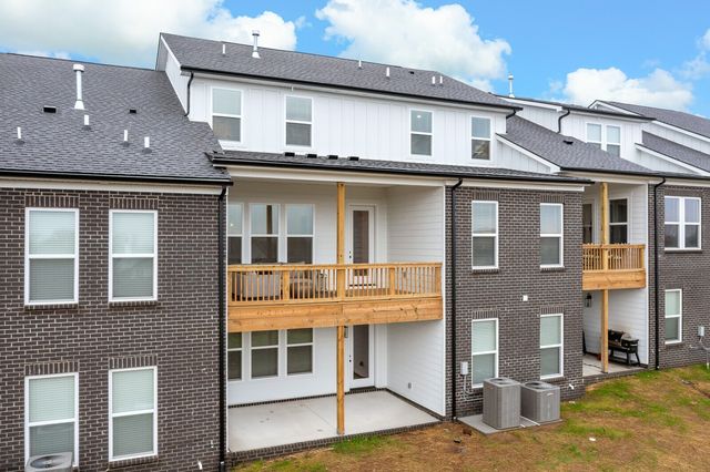 460 Buckwood Avenue, W, Thompsons Station, TN 37179