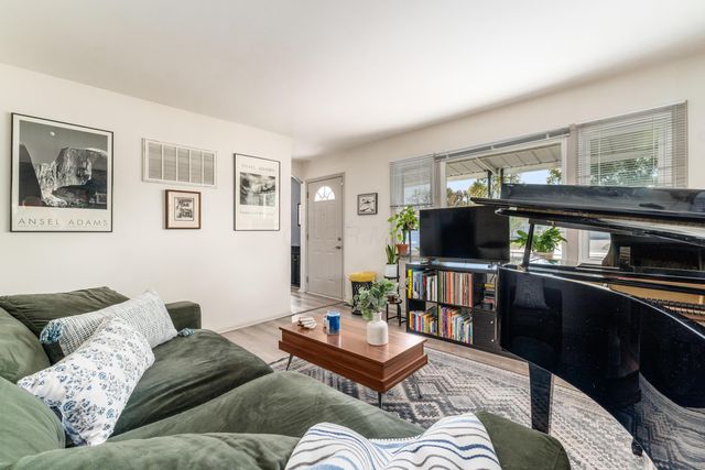 1734 Ferris Road, Columbus, OH 43224