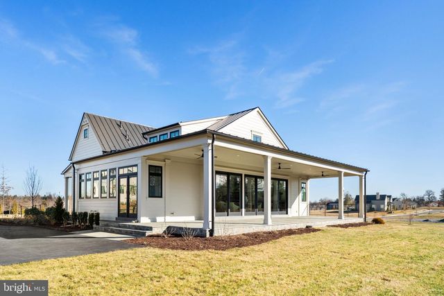 505 MARTINGALE RIDGE DR, Middleburg, VA 20117