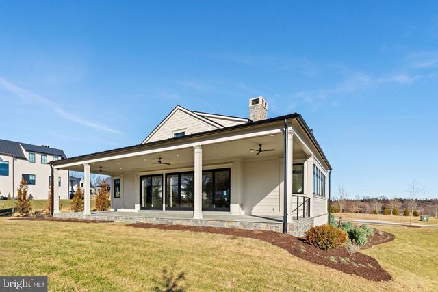 505 MARTINGALE RIDGE DR, Middleburg, VA 20117