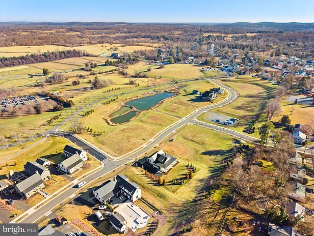 505 MARTINGALE RIDGE DR, Middleburg, VA 20117