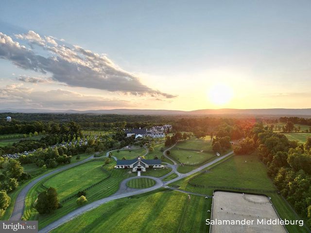 505 MARTINGALE RIDGE DR, Middleburg, VA 20117