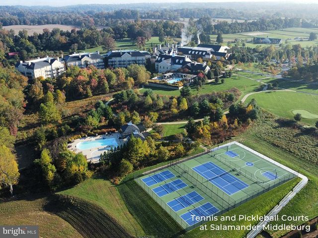 505 MARTINGALE RIDGE DR, Middleburg, VA 20117