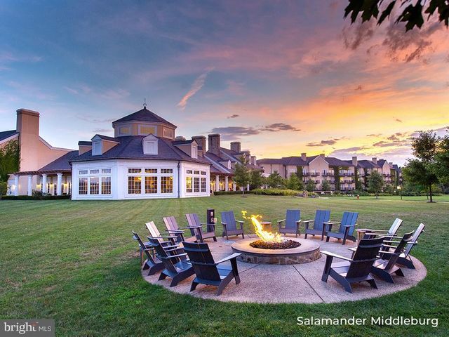 505 MARTINGALE RIDGE DR, Middleburg, VA 20117