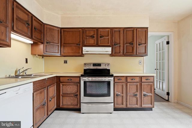 68 TENSAW DR, Browns Mills, NJ 08015