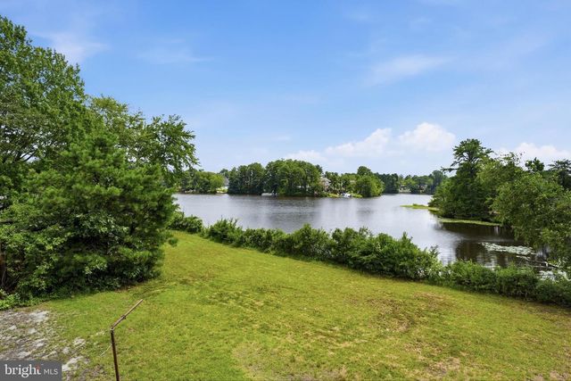 68 TENSAW DR, Browns Mills, NJ 08015