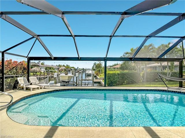 928 52nd ST, Cape Coral, FL 33914