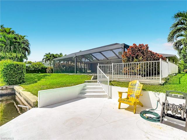 928 52nd ST, Cape Coral, FL 33914