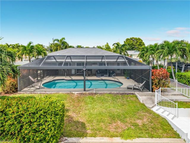 928 52nd ST, Cape Coral, FL 33914