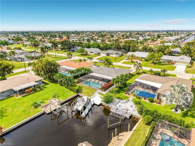 928 52nd ST, Cape Coral, FL 33914