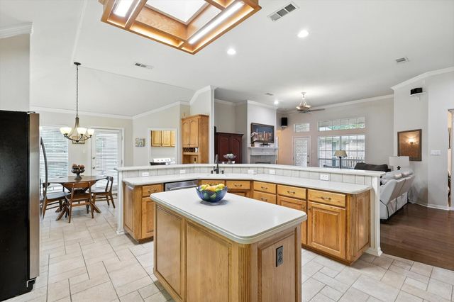 3612 Bordeaux Lane, Hurst, TX 76054
