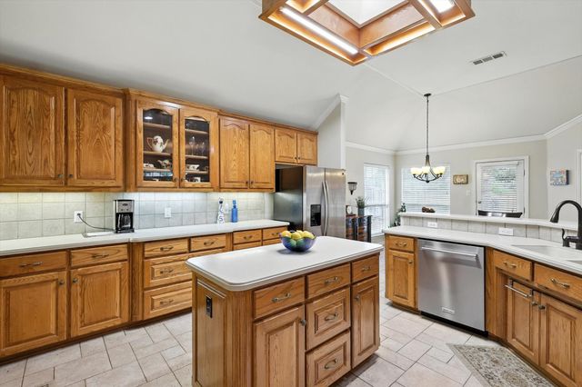 3612 Bordeaux Lane, Hurst, TX 76054