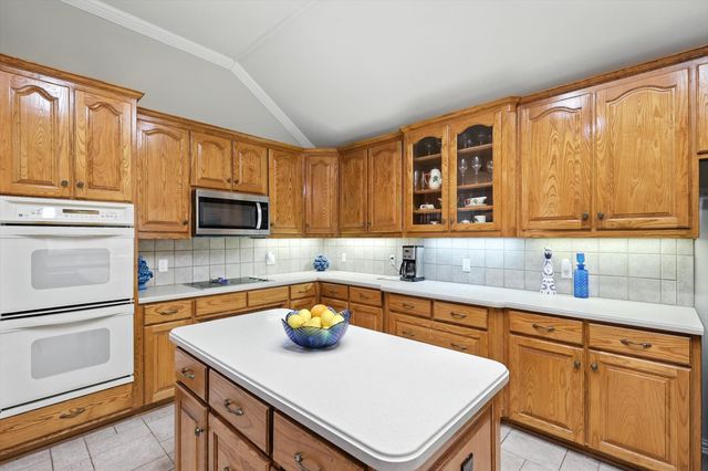 3612 Bordeaux Lane, Hurst, TX 76054