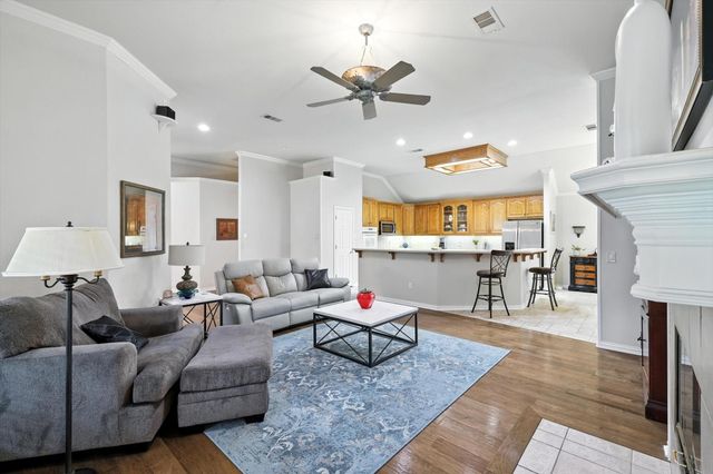 3612 Bordeaux Lane, Hurst, TX 76054