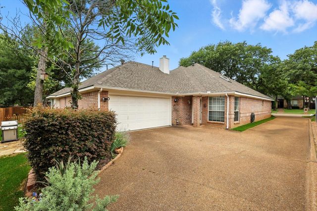 3612 Bordeaux Lane, Hurst, TX 76054