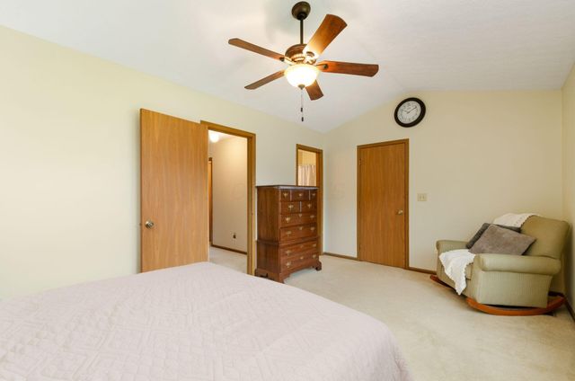 8041 Lakeloop Drive, Westerville, OH 43081