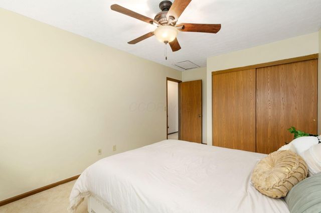8041 Lakeloop Drive, Westerville, OH 43081