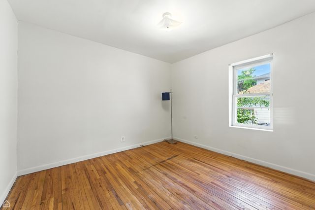 1121 W 104TH Street, Chicago, IL 60643
