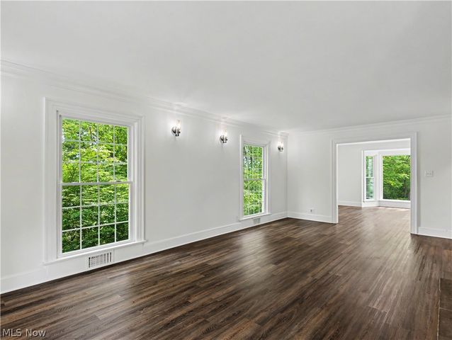 3246 Stimson Road, Barberton, OH 44203