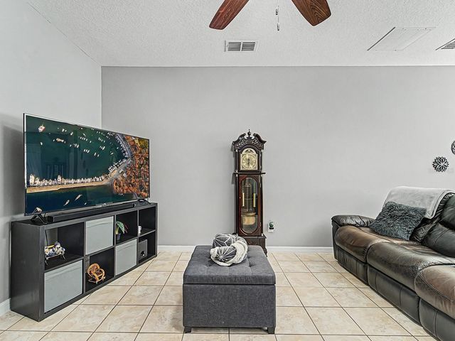 4824 ASHURST STREET, Kissimmee, FL 34758