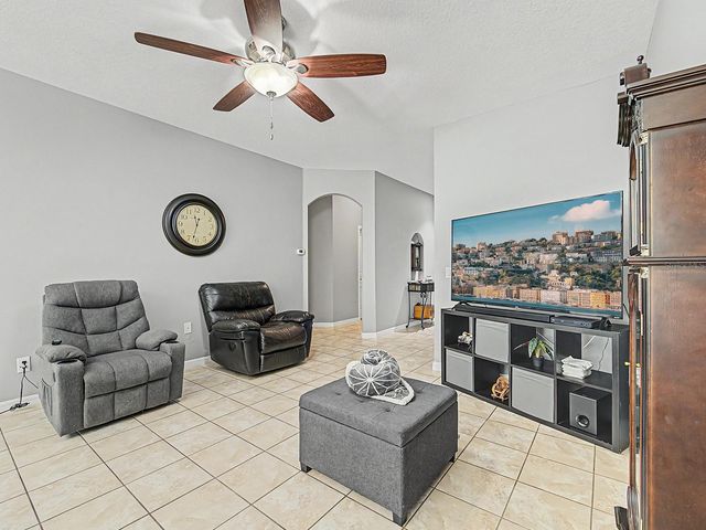 4824 ASHURST STREET, Kissimmee, FL 34758