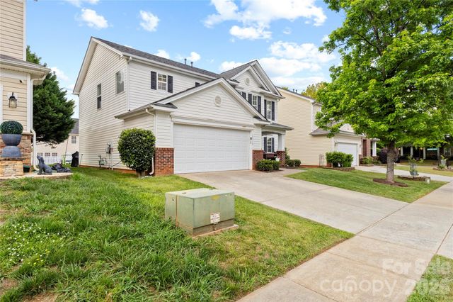 10510 Hawick Court, Charlotte, NC 28278