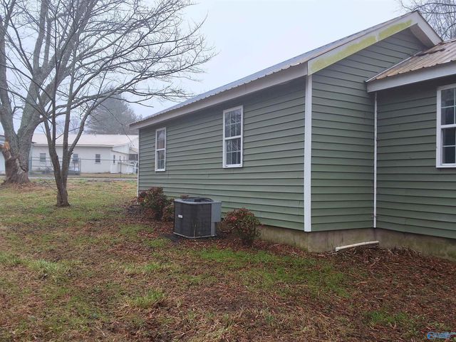 34 Woodview Road, Henagar, AL 35978