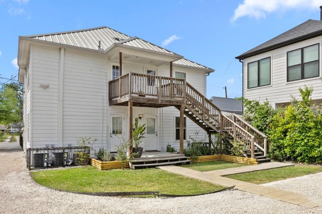 7 Latham Street, Houston, TX 77011