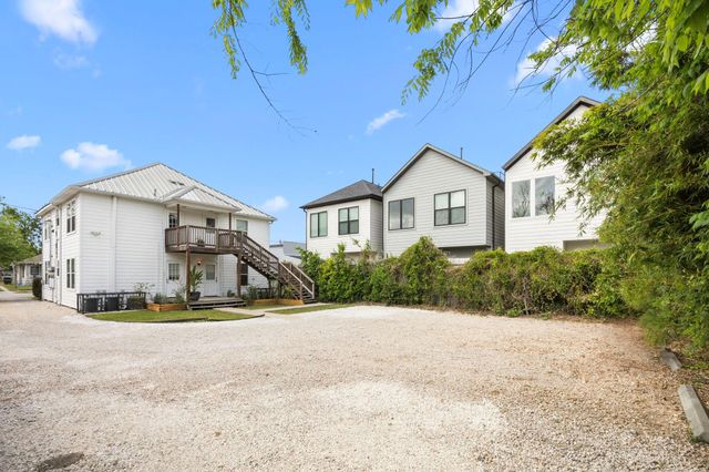 7 Latham Street, Houston, TX 77011