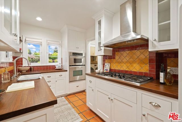 2214 Parnell Avenue, Los Angeles, CA 90064