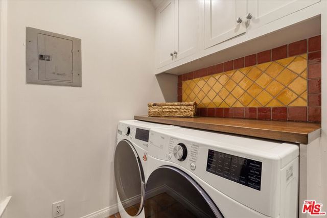 2214 Parnell Avenue, Los Angeles, CA 90064
