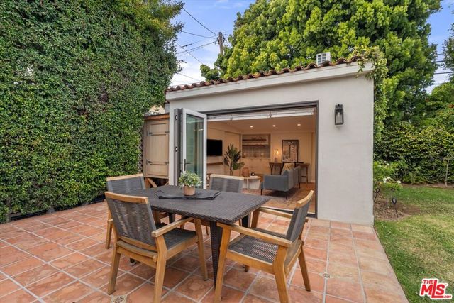 2214 Parnell Avenue, Los Angeles, CA 90064