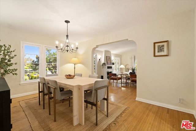 2214 Parnell Avenue, Los Angeles, CA 90064