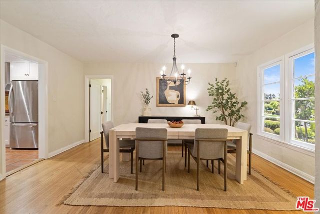 2214 Parnell Avenue, Los Angeles, CA 90064