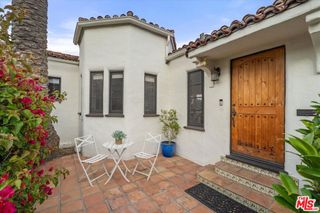 2214 Parnell Avenue, Los Angeles, CA 90064