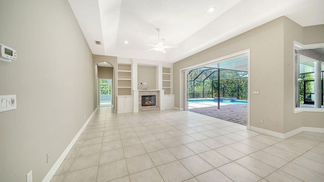 4769 SWEETMEADOW CIRCLE, Sarasota, FL 34238