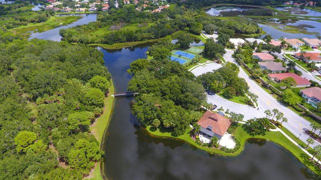 4769 SWEETMEADOW CIRCLE, Sarasota, FL 34238