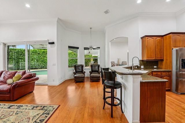 1919 S Club Drive, Wellington, FL 33414