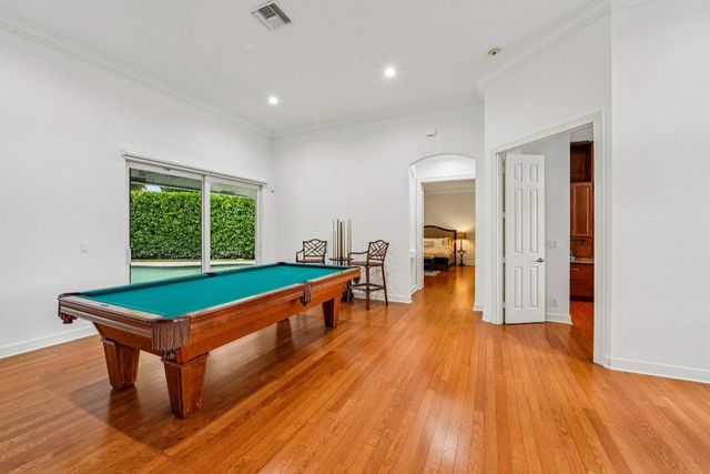 1919 S Club Drive, Wellington, FL 33414