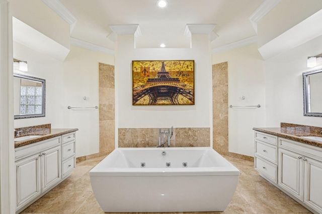 1919 S Club Drive, Wellington, FL 33414