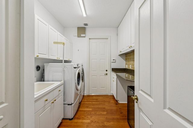 1919 S Club Drive, Wellington, FL 33414