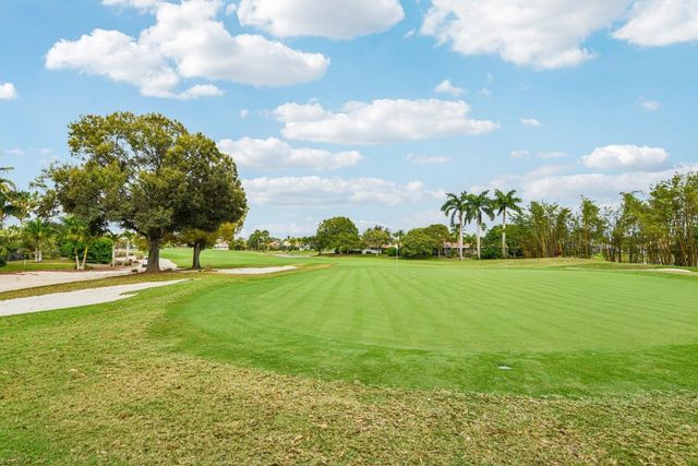 1919 S Club Drive, Wellington, FL 33414