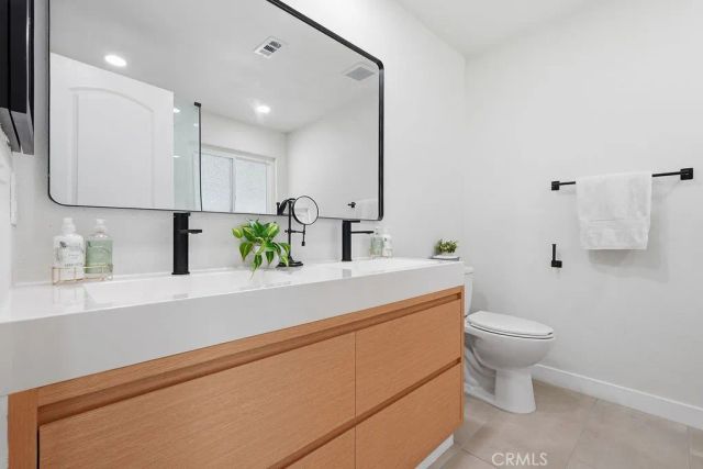 8097 Stonemist, Jurupa Valley, CA 92509